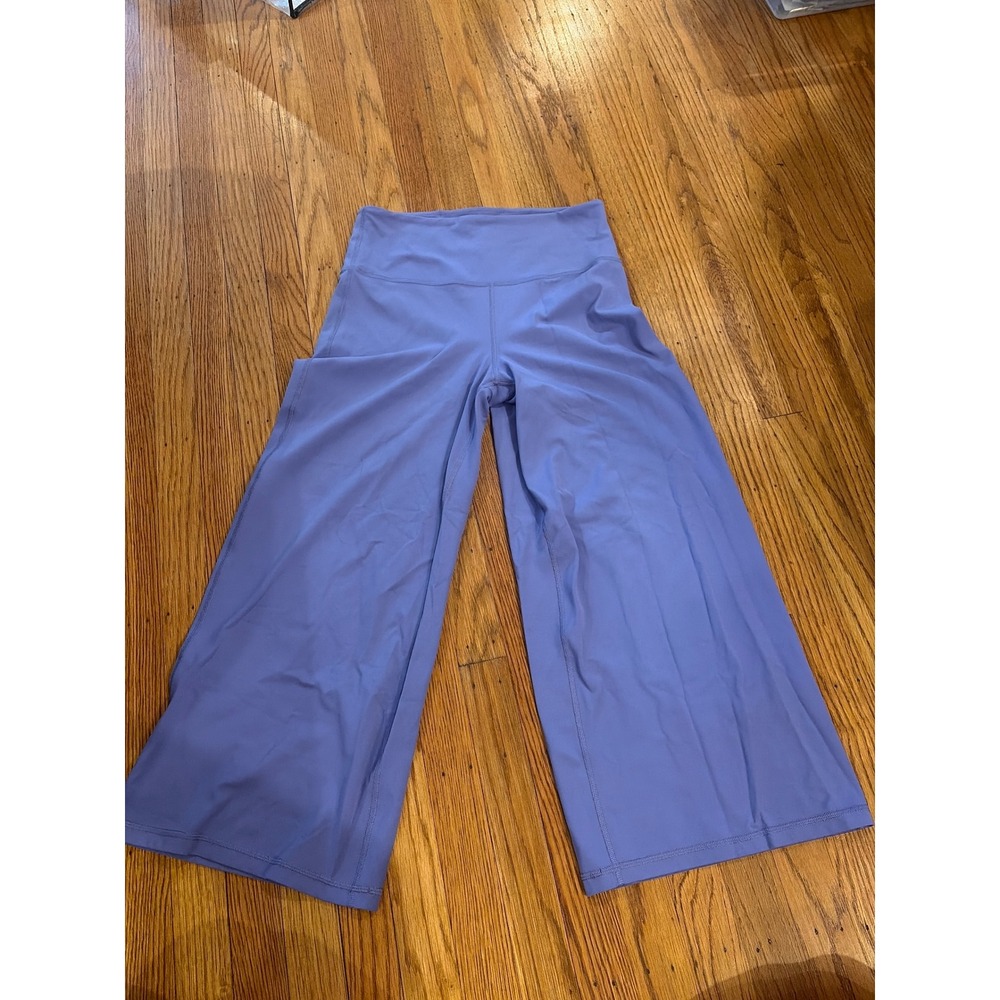 Athleta Elation Wide Crop Pant Periwinkle Blue High Rise Yoga Trousers Womens M